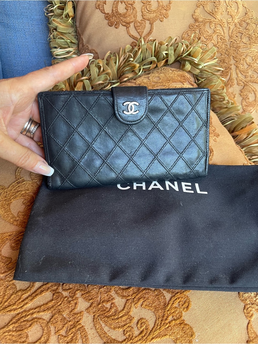 CHANEL Black Quilted cross stitch CC Snap Wallet